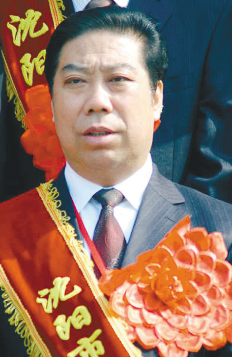 应提高失地农民的养老保险待遇——访市人大代表高国文