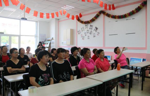 堡社区团支部与沈阳建筑大学第二批志愿服务团